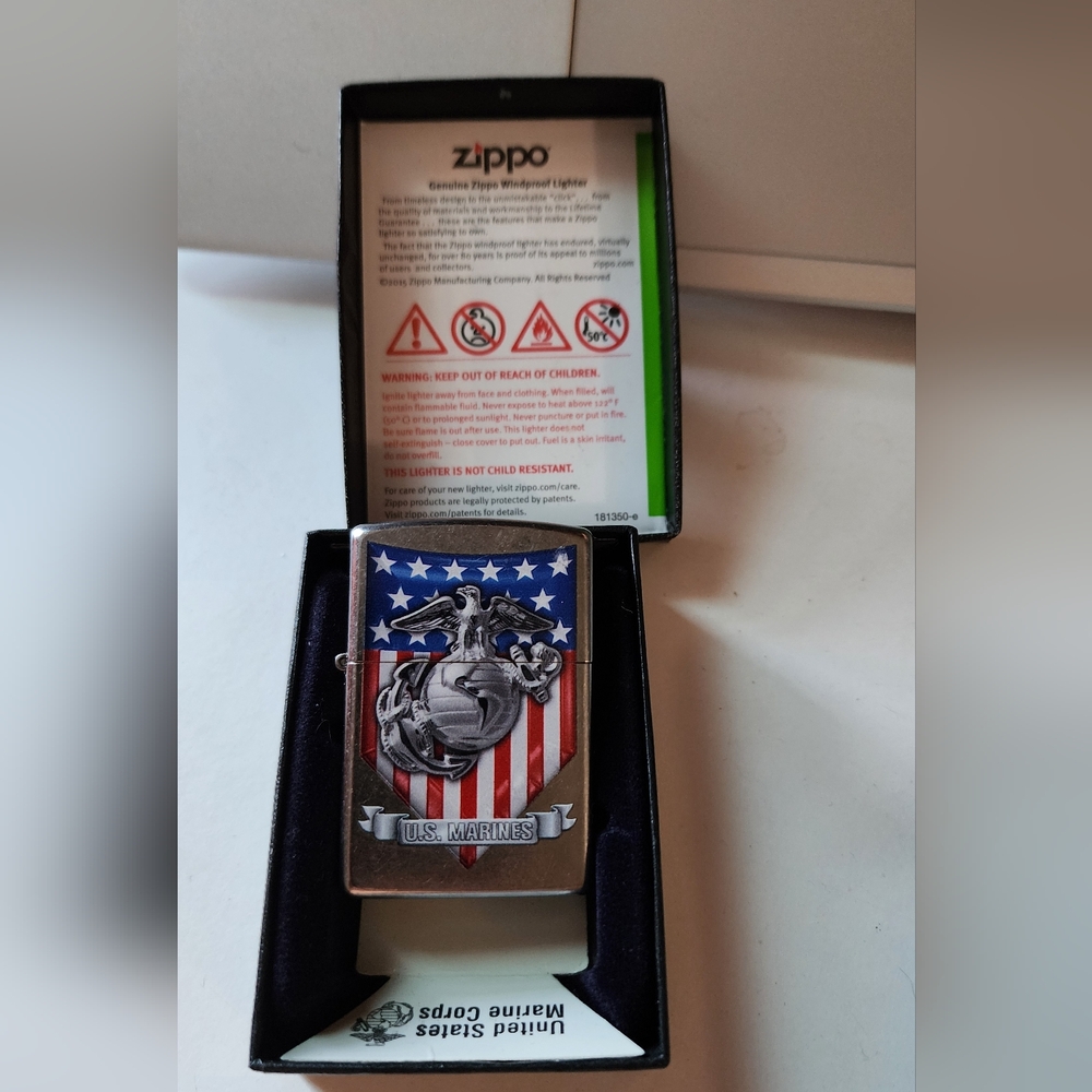 Zippo‎ U.S. Marines Emblem Windproof Lighter - Red, White & Blue